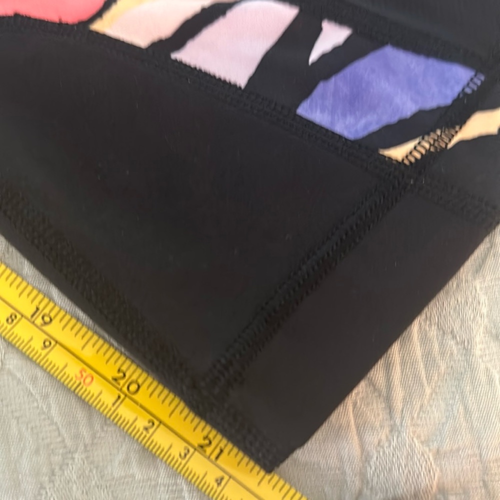 Lululemon Run Inspire Crop II *Block-It Pocket. Black/Bleacher Stripe. Sz 8. - Picture 14 of 16